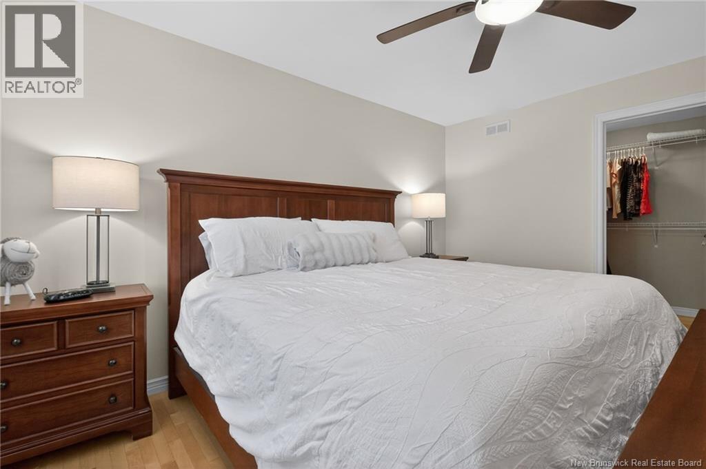 208 DAMIEN STREET - 21