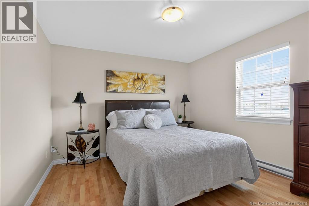 208 DAMIEN STREET - 22