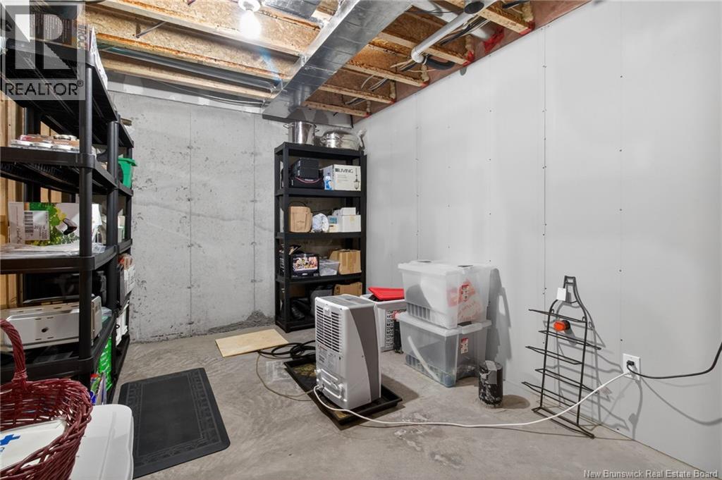 208 DAMIEN STREET - 37