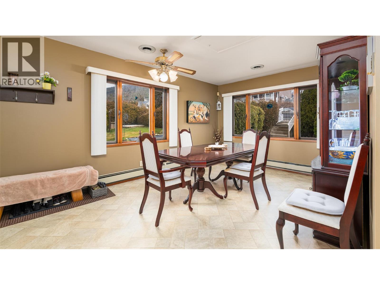 407 10th Avenue N, Creston