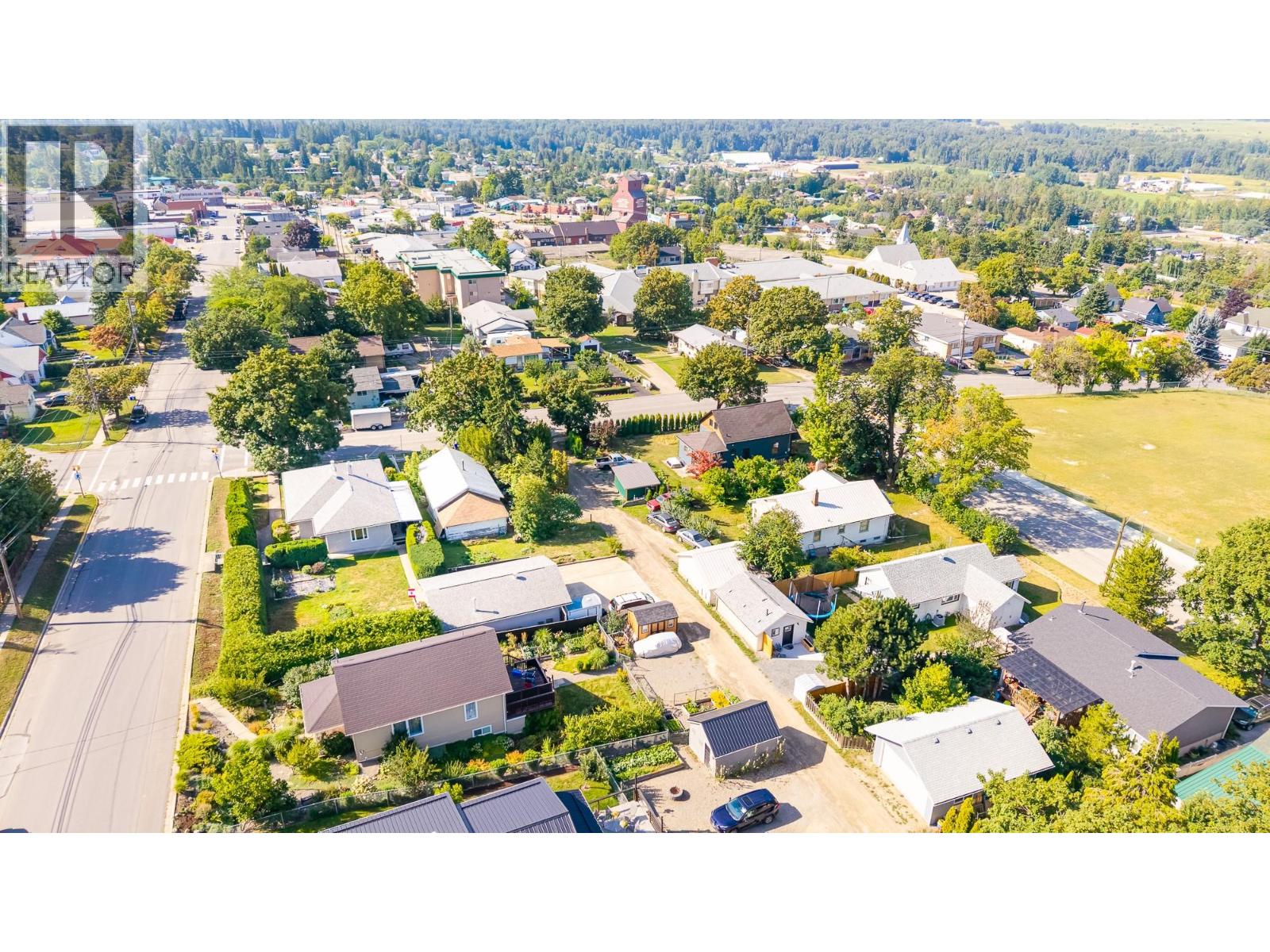 407 10th Avenue N, Creston