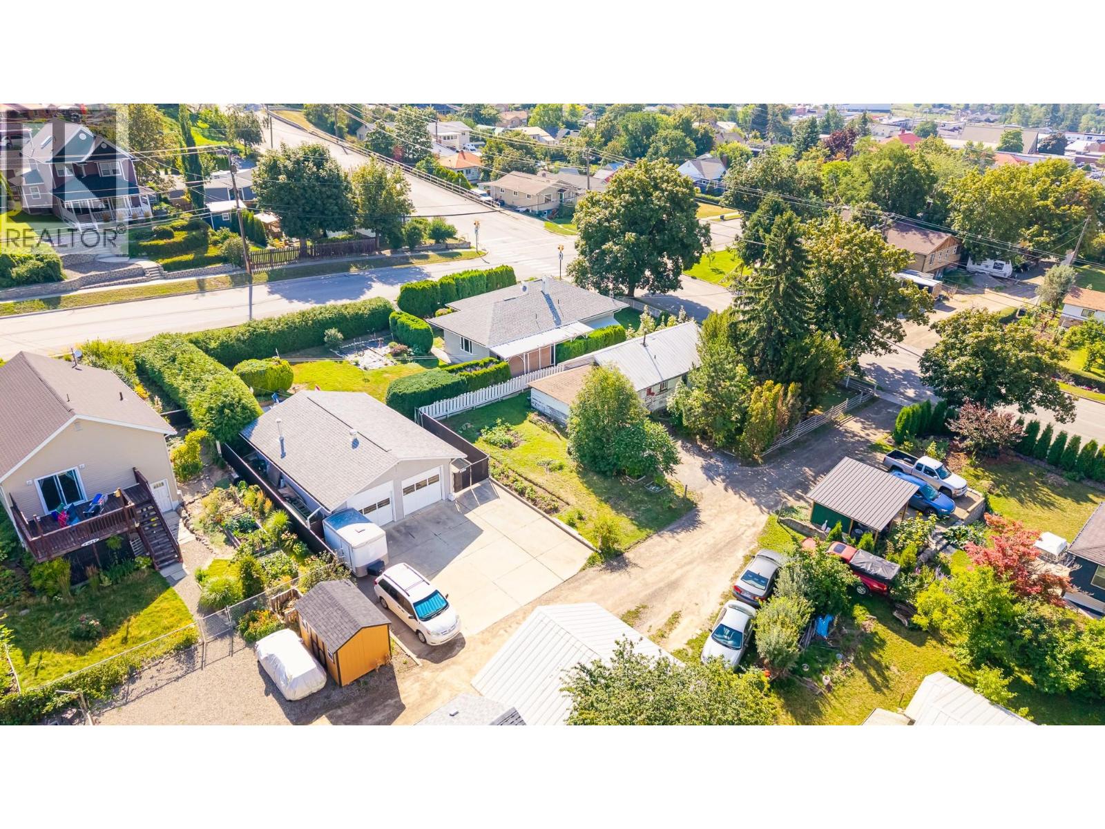 407 10th Avenue N, Creston