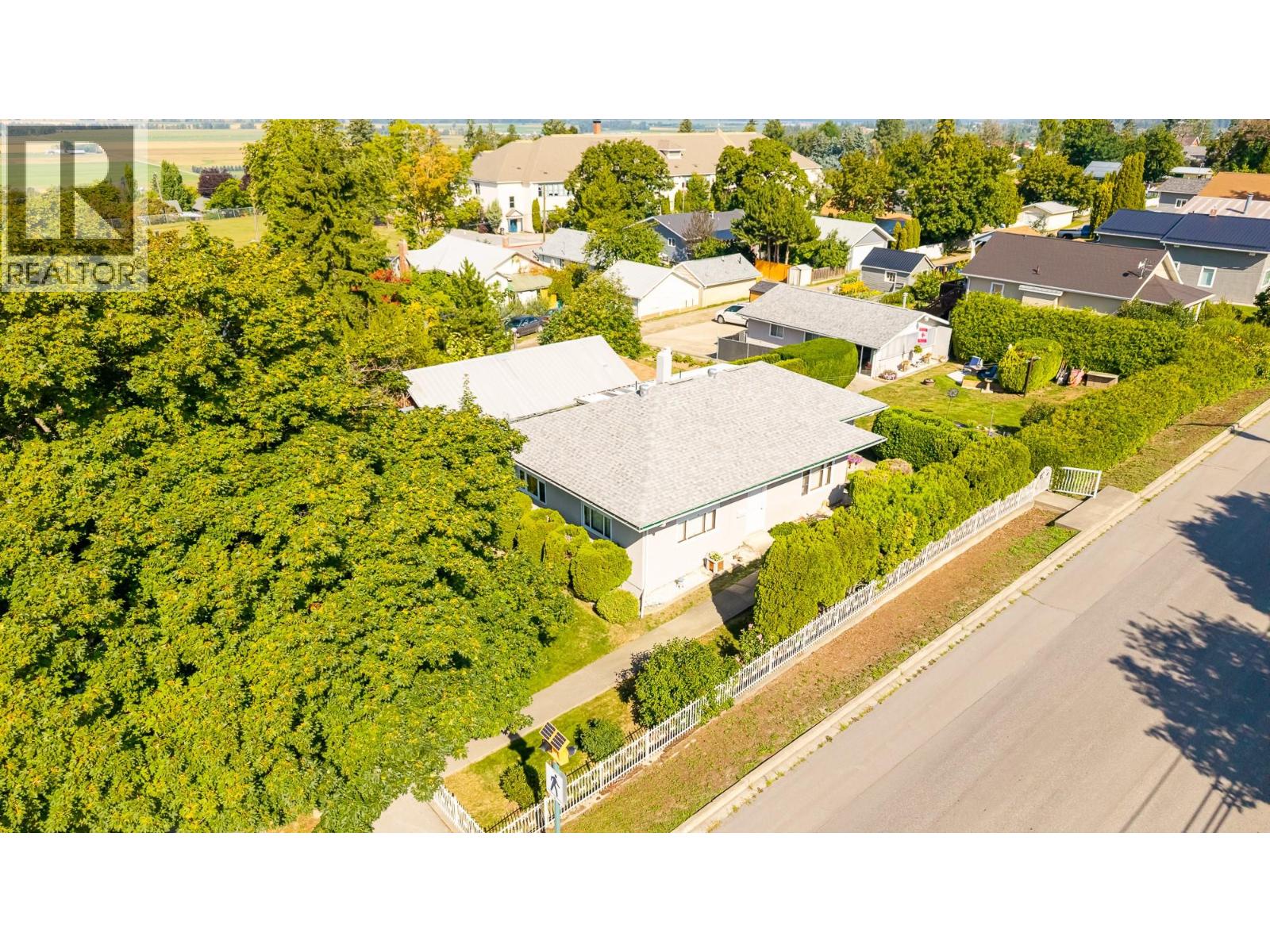 407 10th Avenue N, Creston