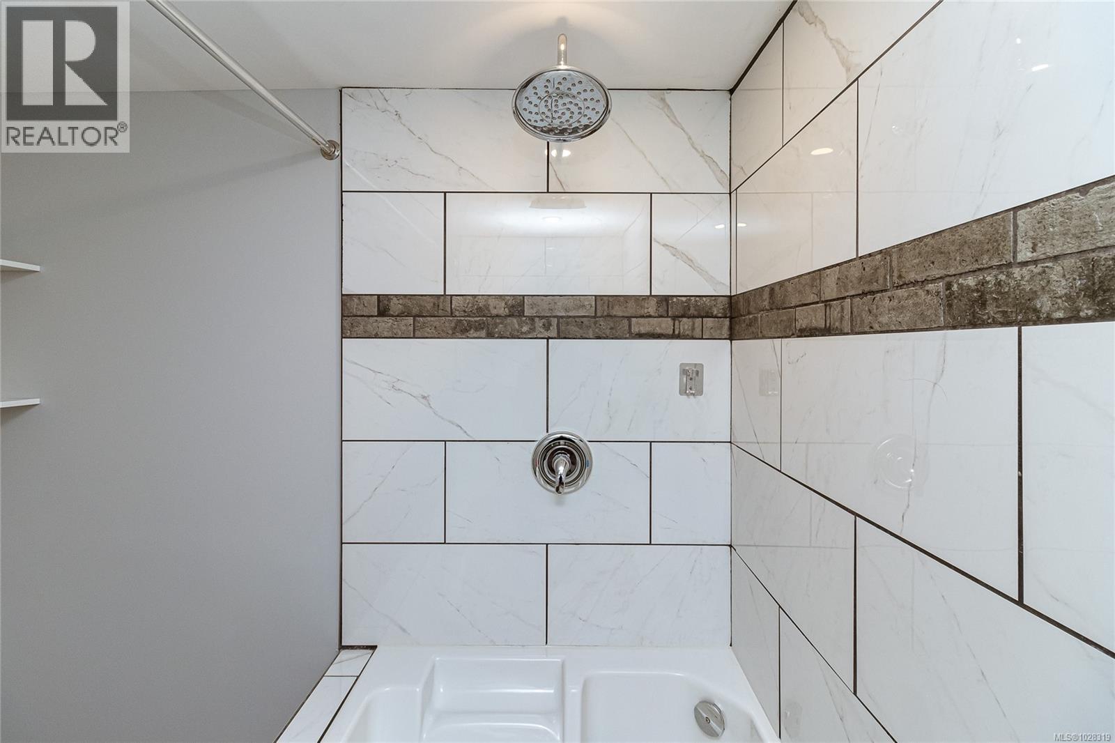 #46 2785 WALLBANK RD - 14