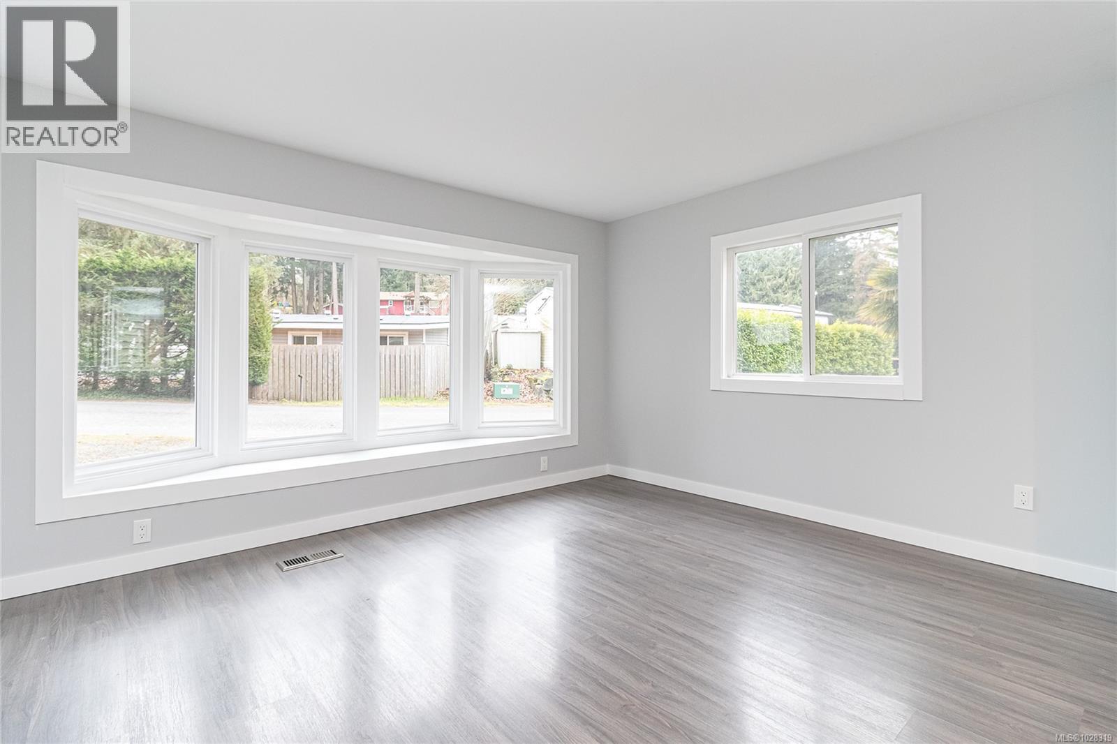 #46 2785 WALLBANK RD - 19