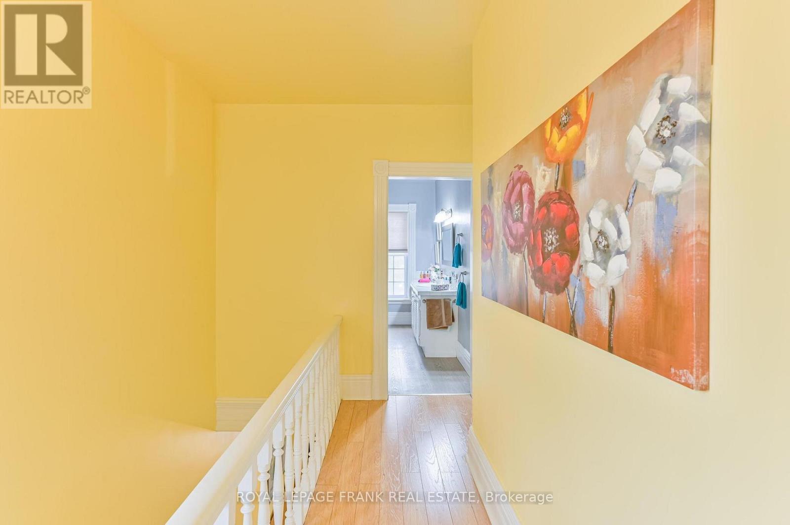 865 PARKHILL ROAD W - 24