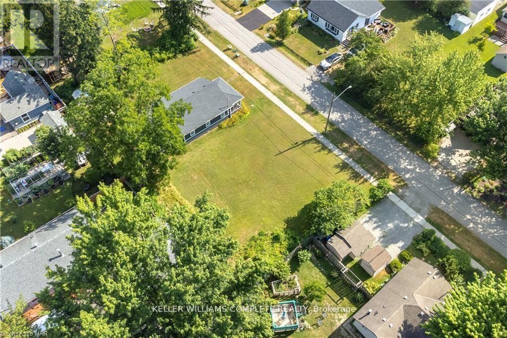 LOT 400 WESTWOOD AVENUE