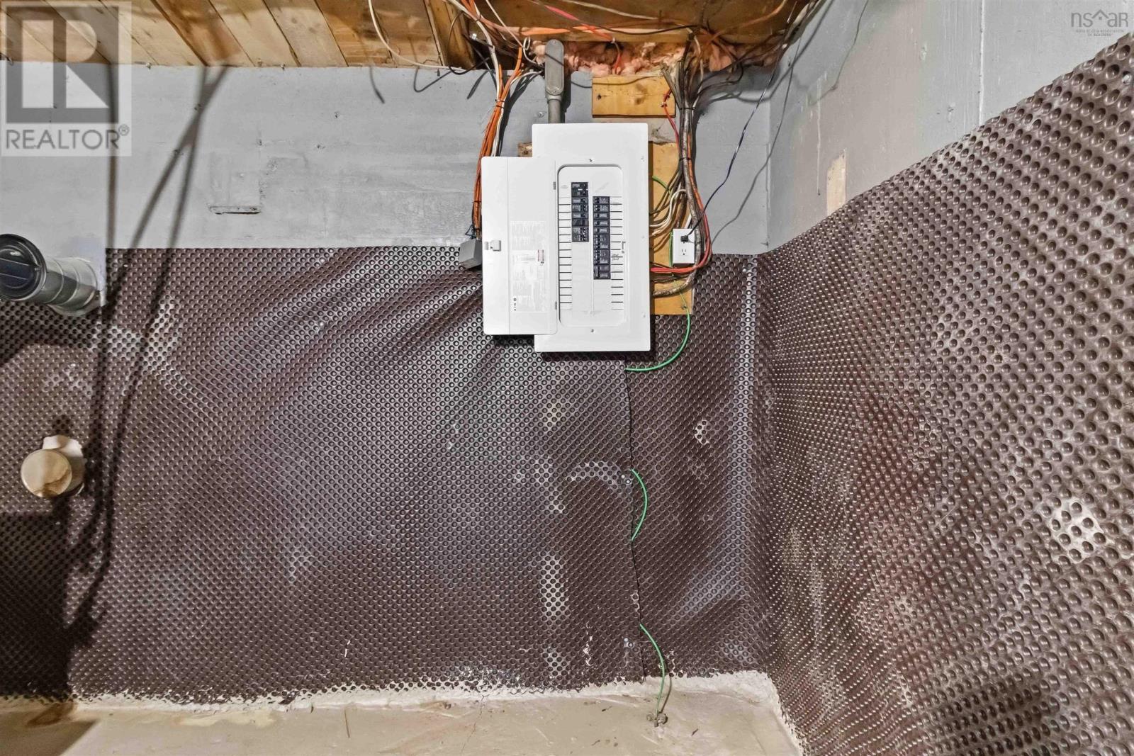 Property 15 of 31 of 24 Tower Road