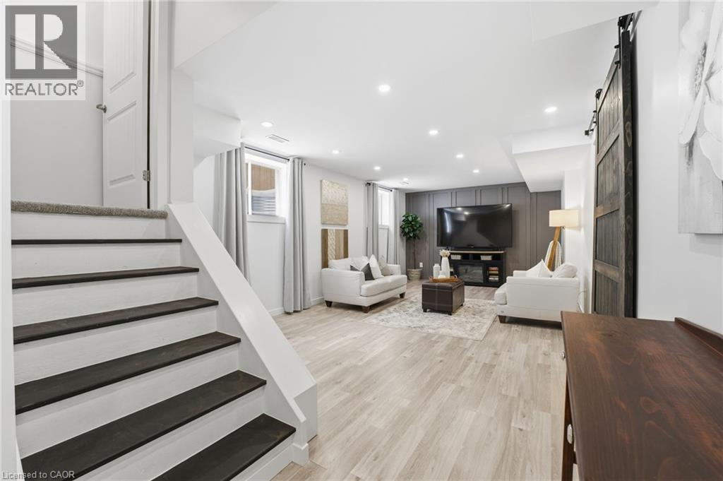 1 BAWCUTT Crescent, Paris, Ontario, N3L0G7 — Photo 28