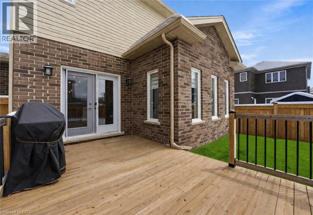 1 BAWCUTT Crescent, Paris, Ontario, N3L0G7 — Photo 32
