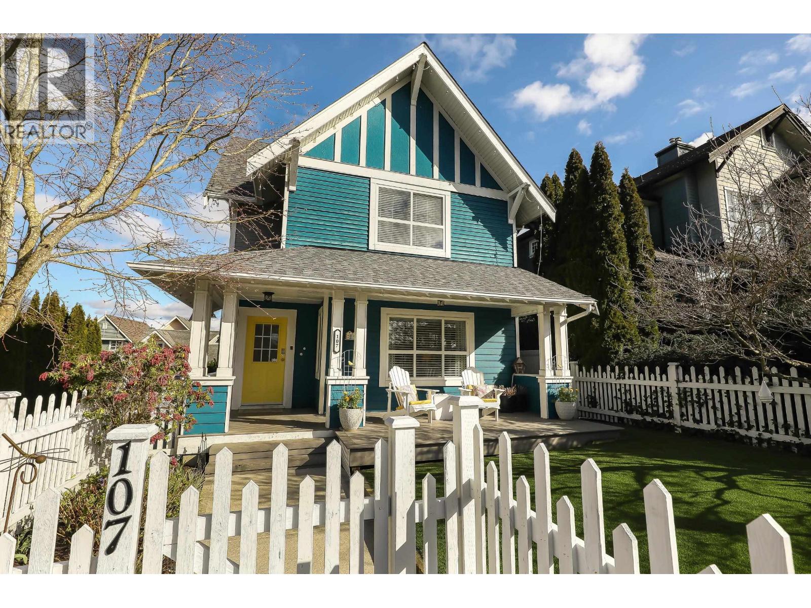 107 STAR Crescent - main photo