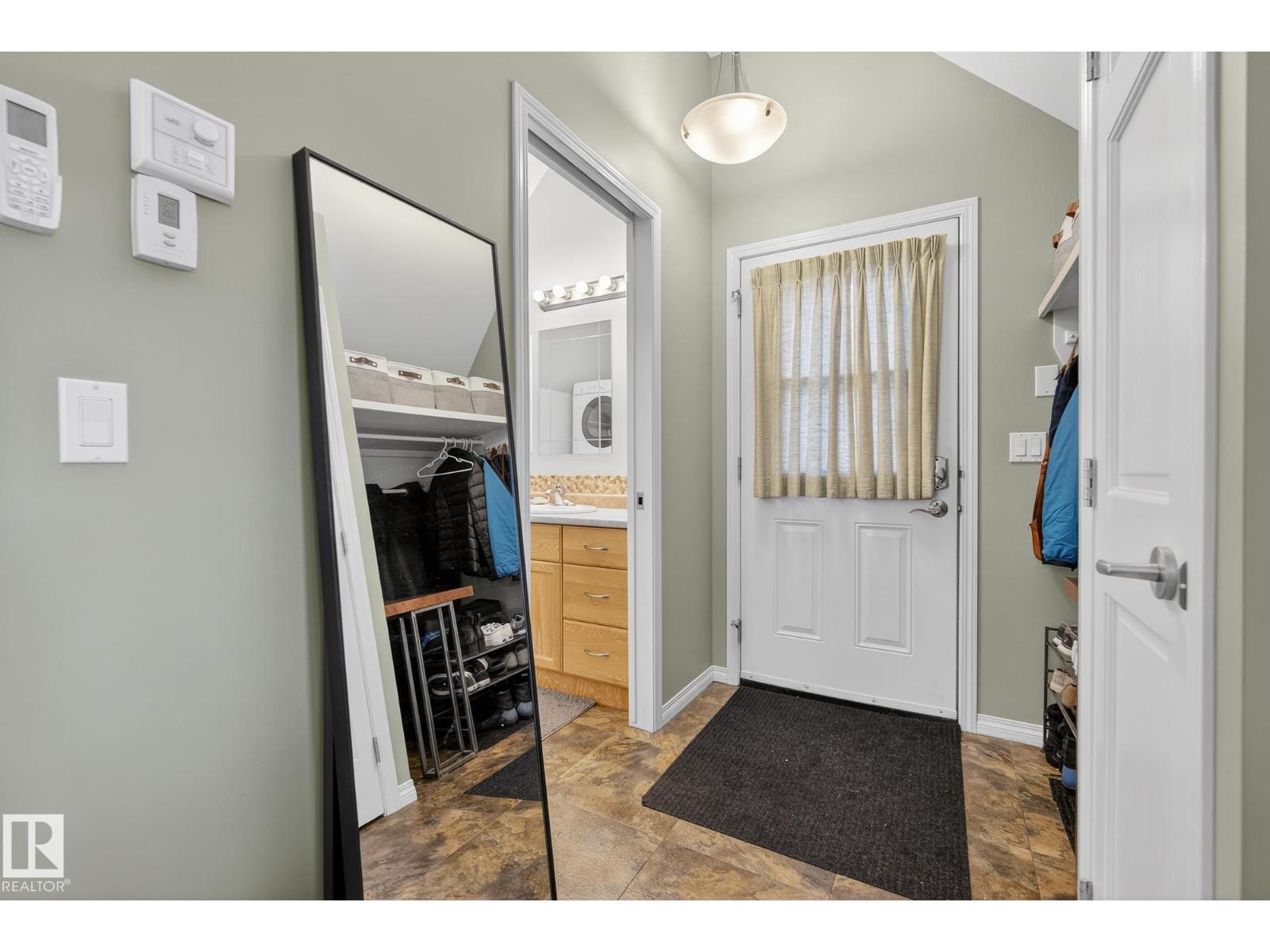 9302 93 ST NW, Edmonton