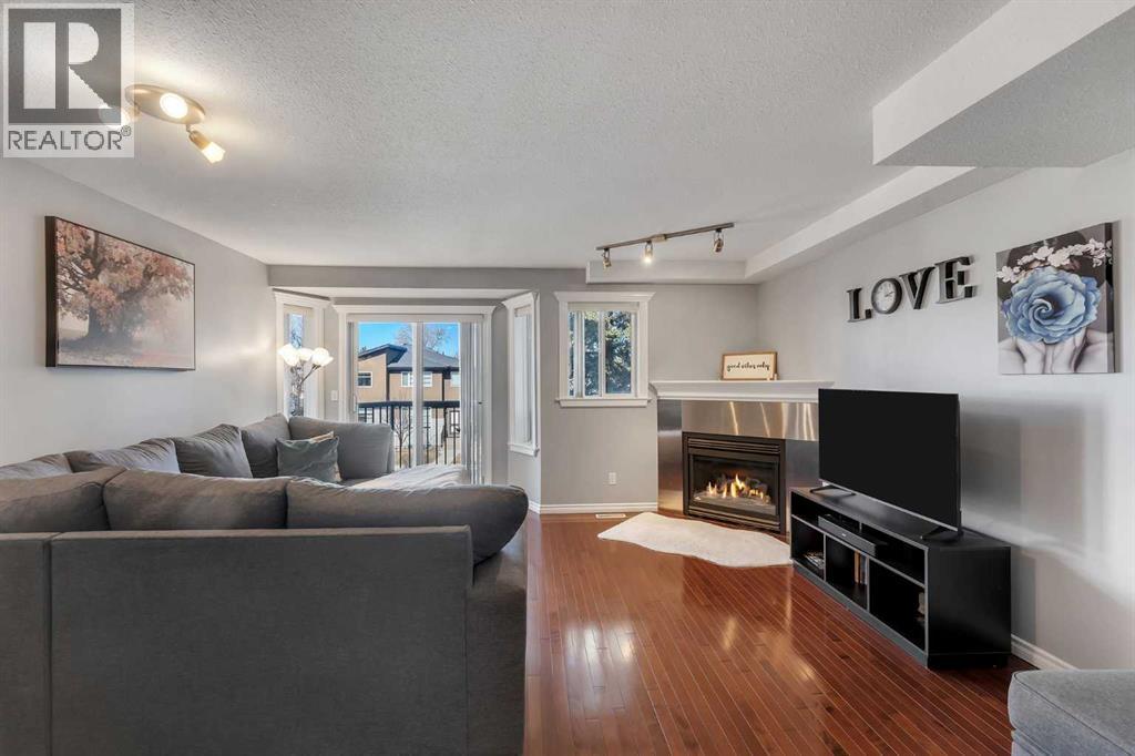 Single Family House for Sale in    Avenue NE Tuxedo Park Calgary 