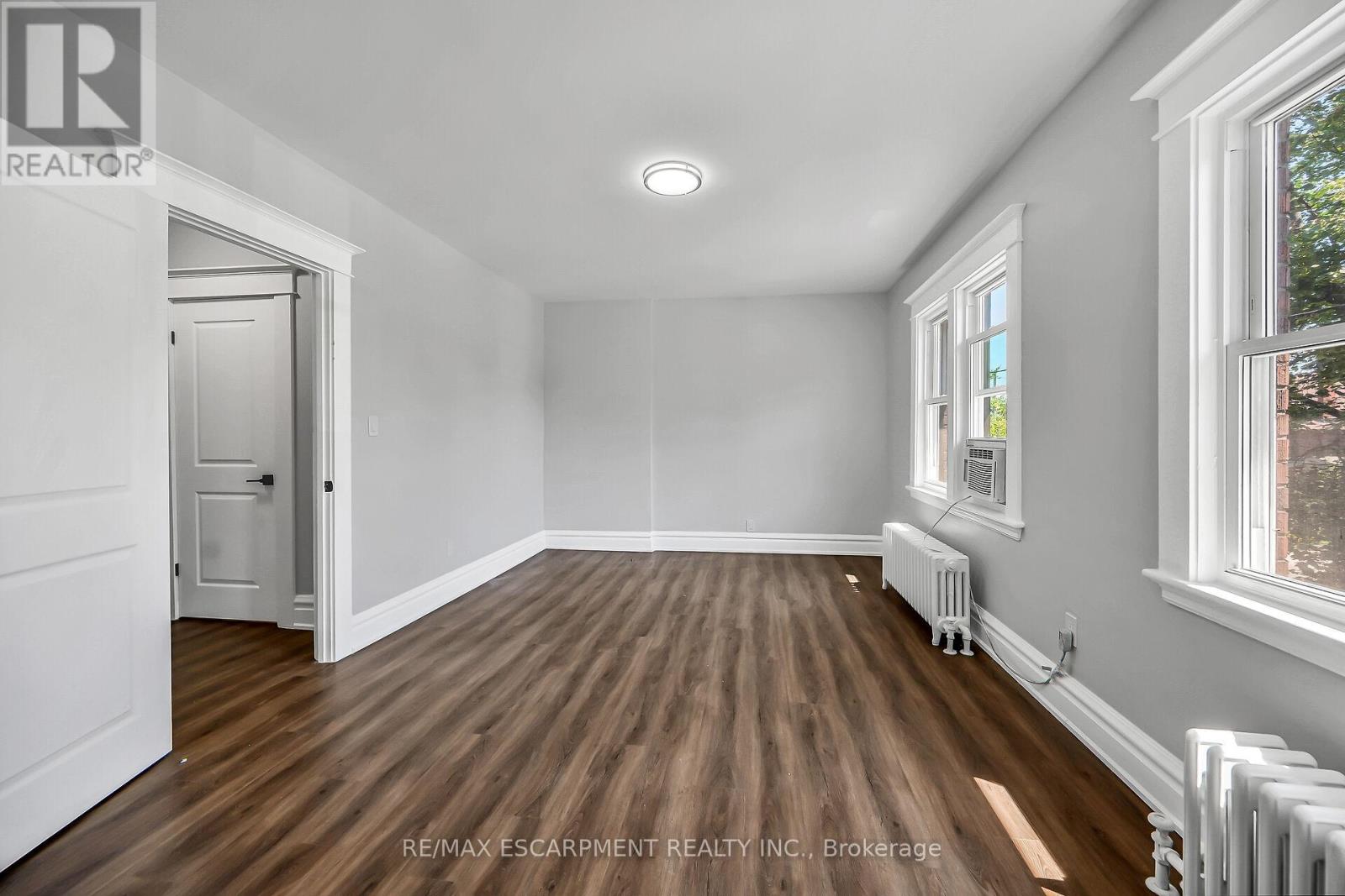 172 SHERMAN AVENUE S - 17