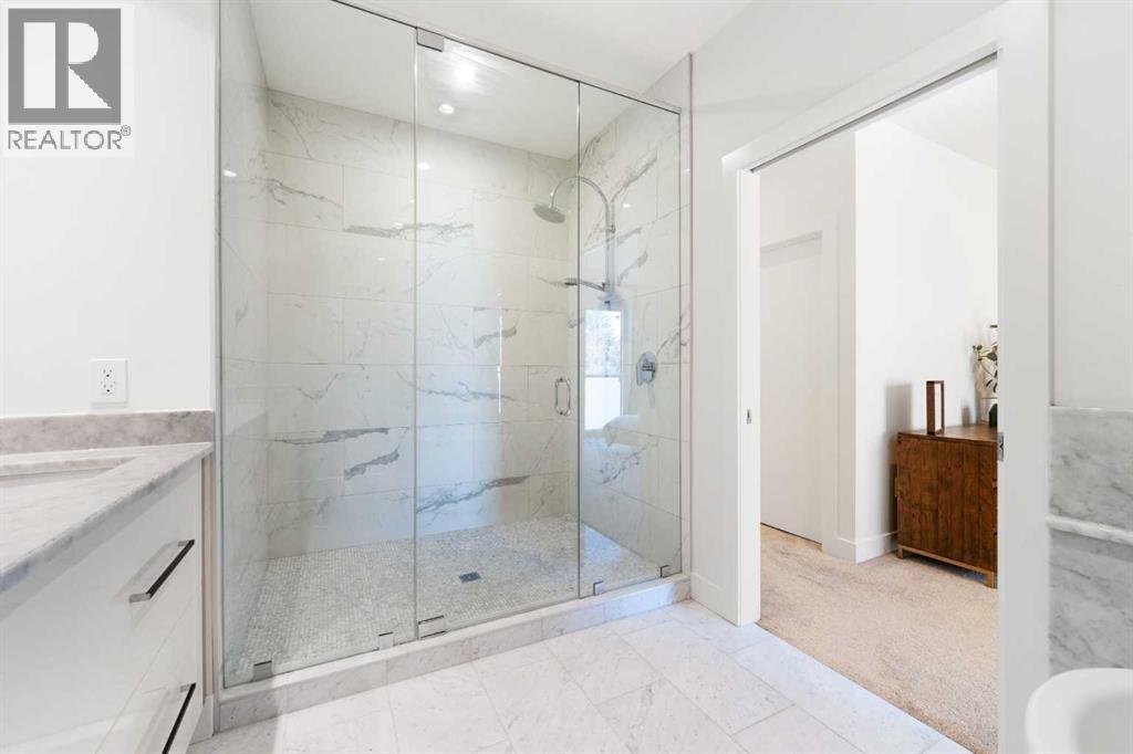 Single Family House for Sale in   Avenue NE Crescent Heights Calgary 