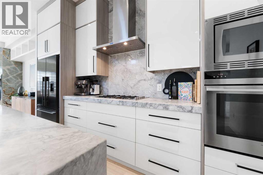 Single Family House for Sale in   Avenue NE Crescent Heights Calgary 