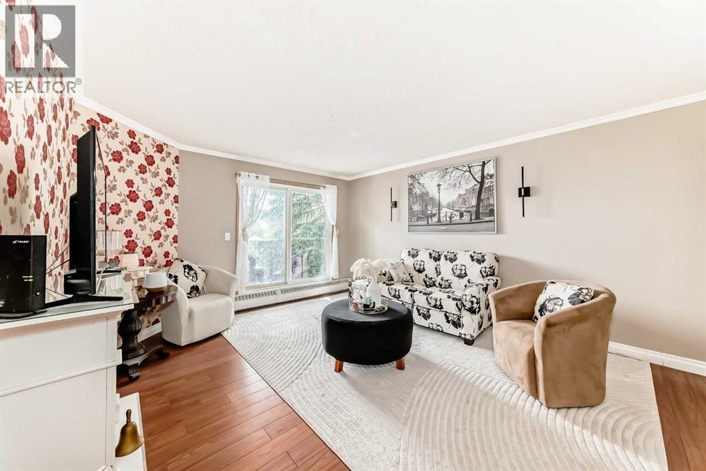 Single Family House for Sale in   Dover Point SE Dover Calgary 