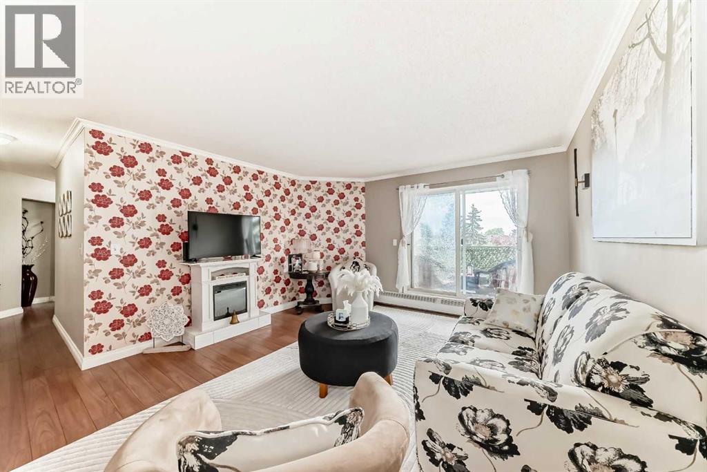 Single Family House for Sale in   Dover Point SE Dover Calgary 