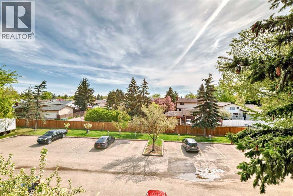 Single Family House for Sale in   Dover Point SE Dover Calgary 