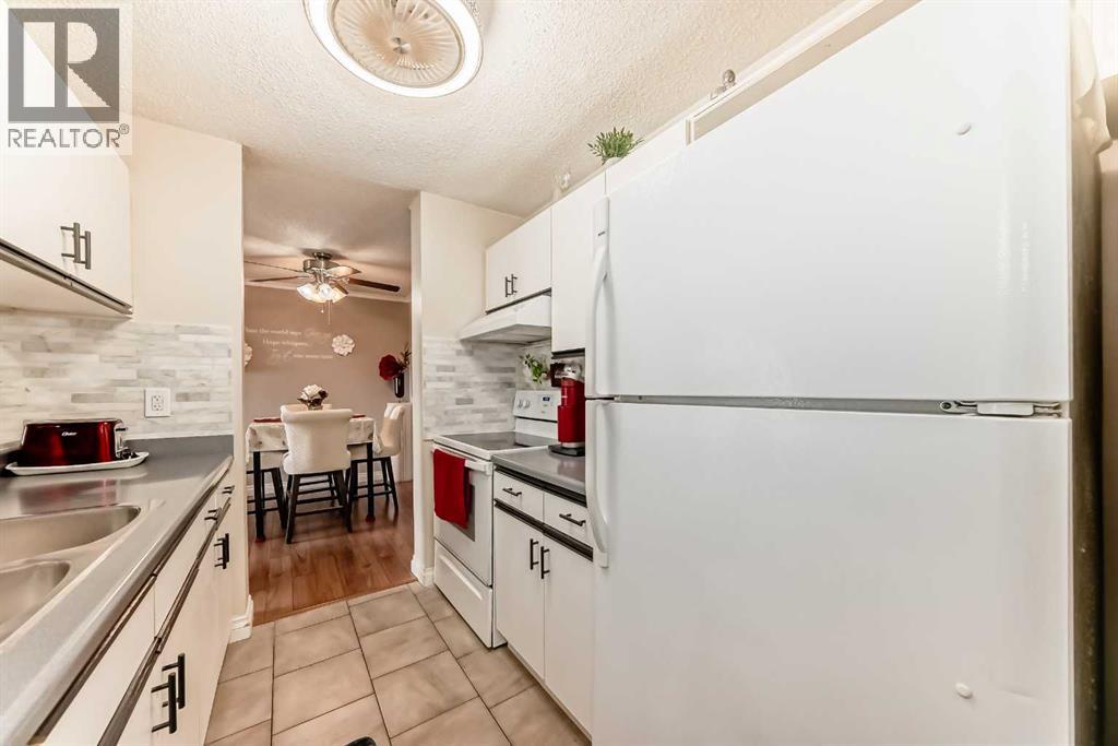 Single Family House for Sale in   Dover Point SE Dover Calgary 