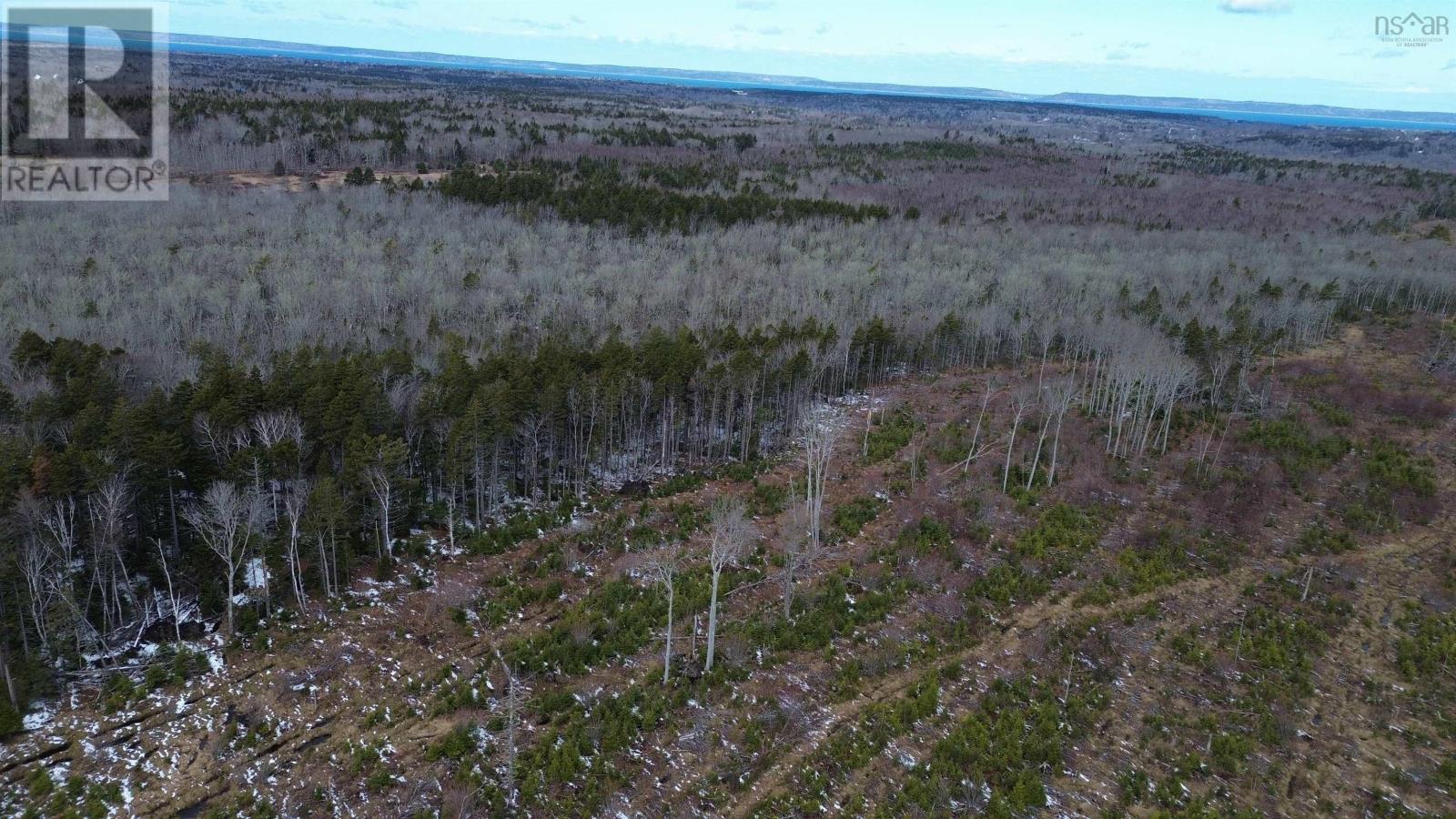 Property 14 of 30 of 340 Highway