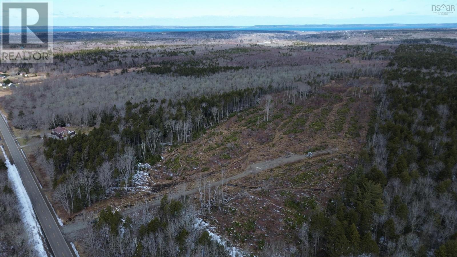 Property 16 of 30 of 340 Highway