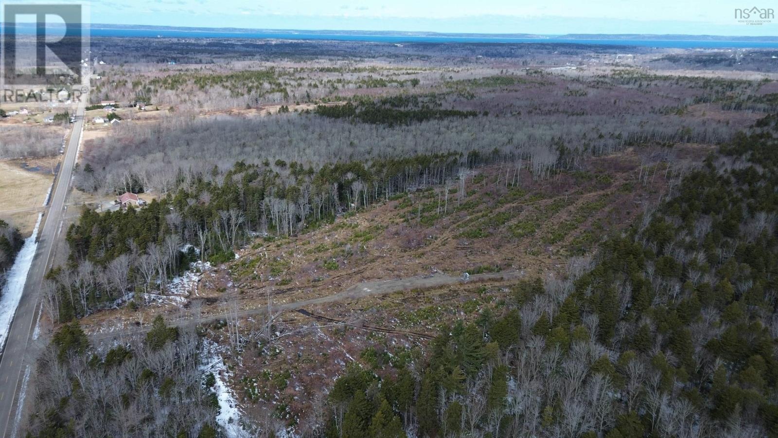 Property 19 of 30 of 340 Highway