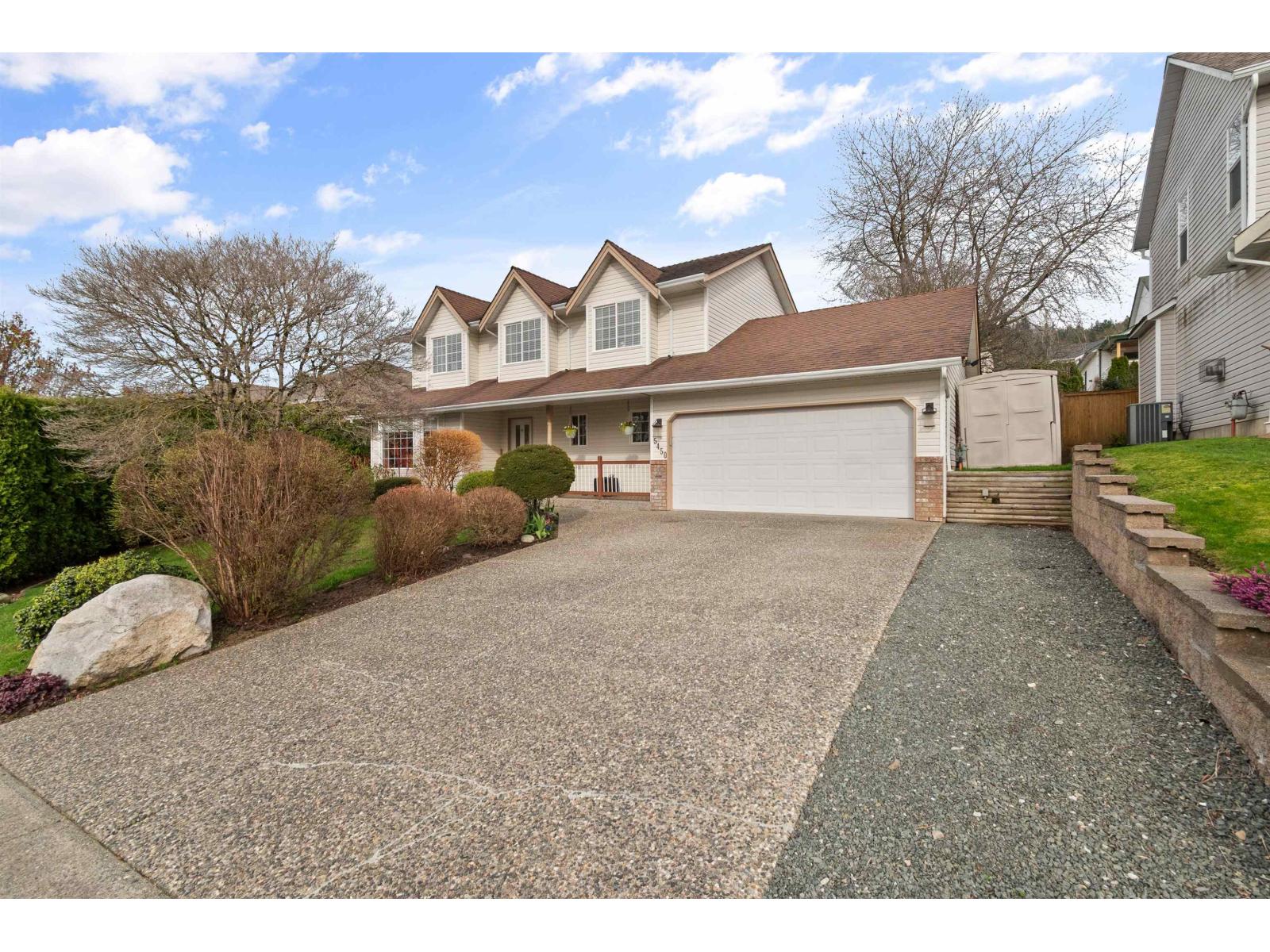 5450 ALPINE Crescent - main photo