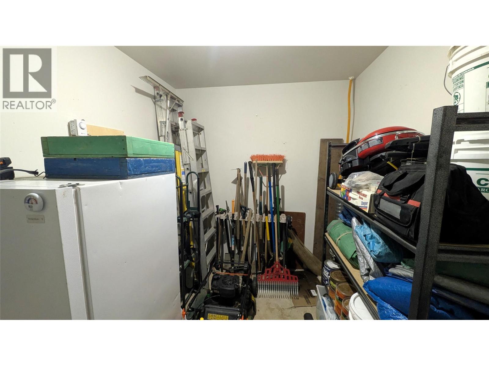 1021 17 AVENUE SE - 73