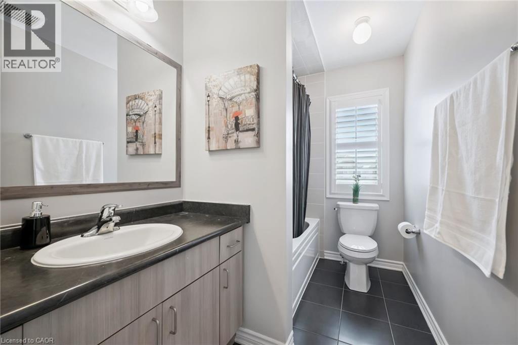 38 PARK GLEN Street - 33
