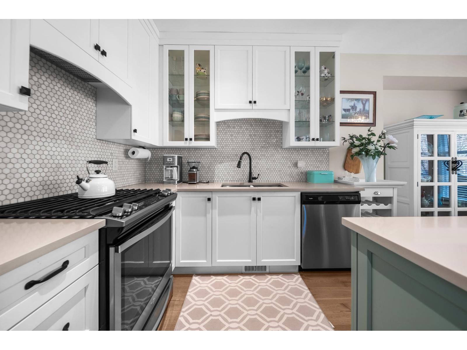 43347 OLD ORCHARD LANE, Cultus Lake South, Lindell Beach