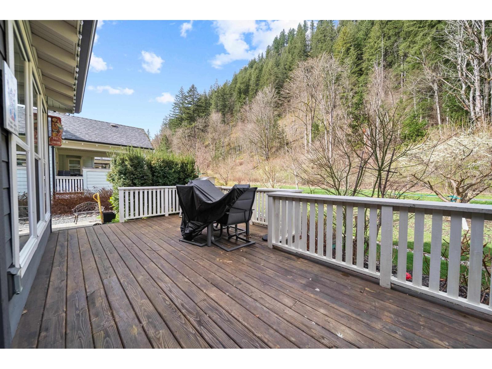 43347 OLD ORCHARD LANE, Cultus Lake South, Lindell Beach
