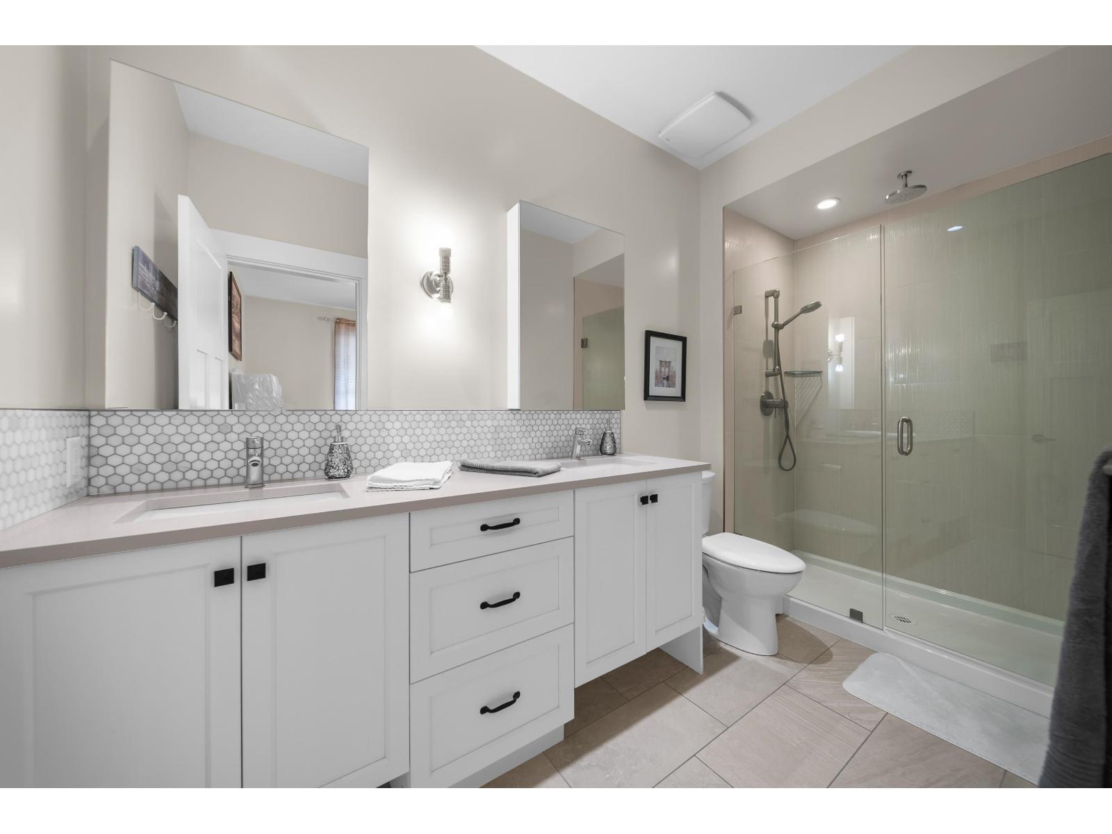 43347 OLD ORCHARD LANE, Cultus Lake South, Lindell Beach