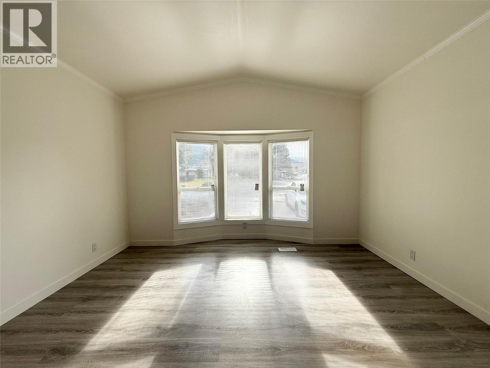 2776 Clapperton Avenue Unit# 12, Merritt