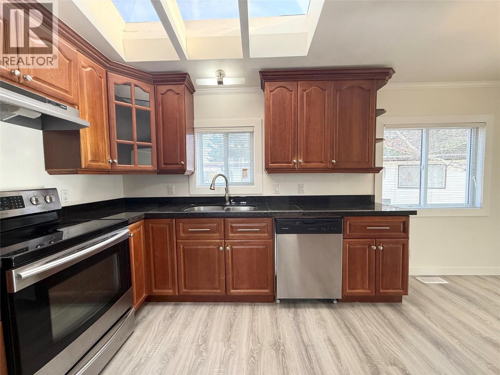 2776 Clapperton Avenue Unit# 12, Merritt