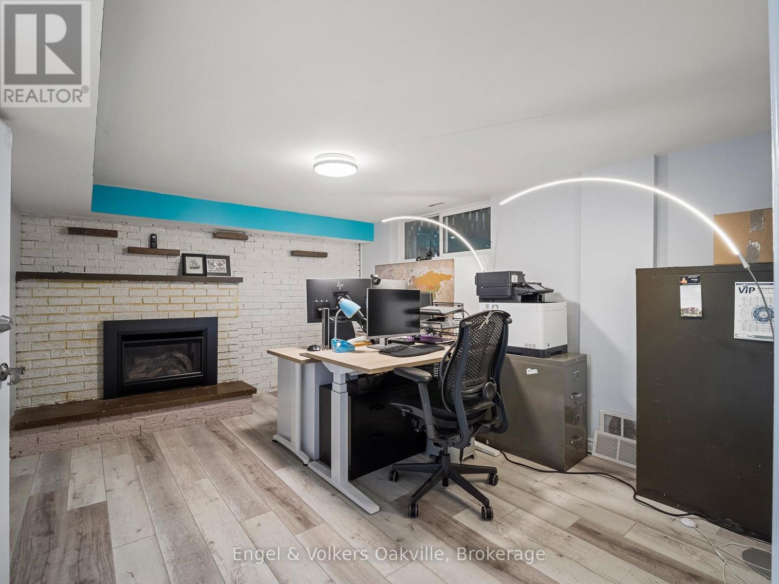 2215 SPRINGFIELD COURT - 27