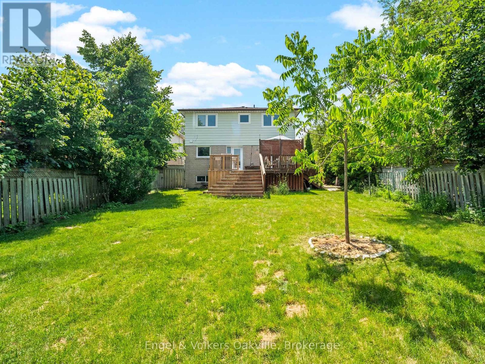 2215 SPRINGFIELD COURT - 38