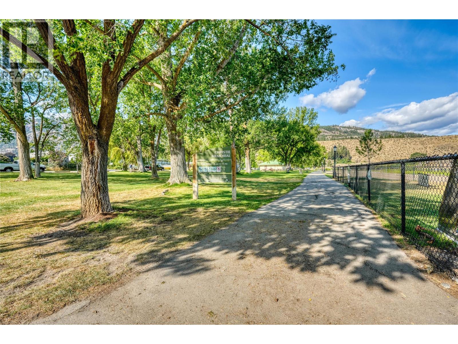 1149 Maple Street, Okanagan Falls