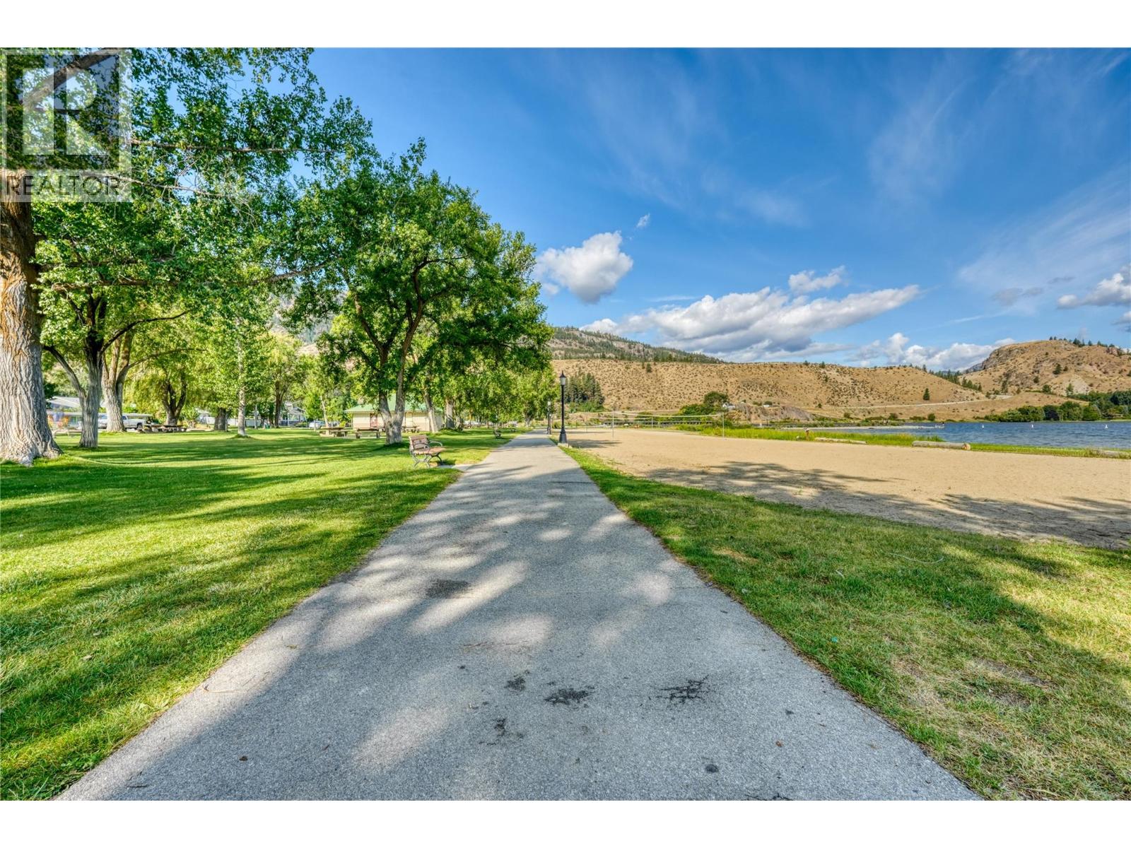 1149 Maple Street, Okanagan Falls