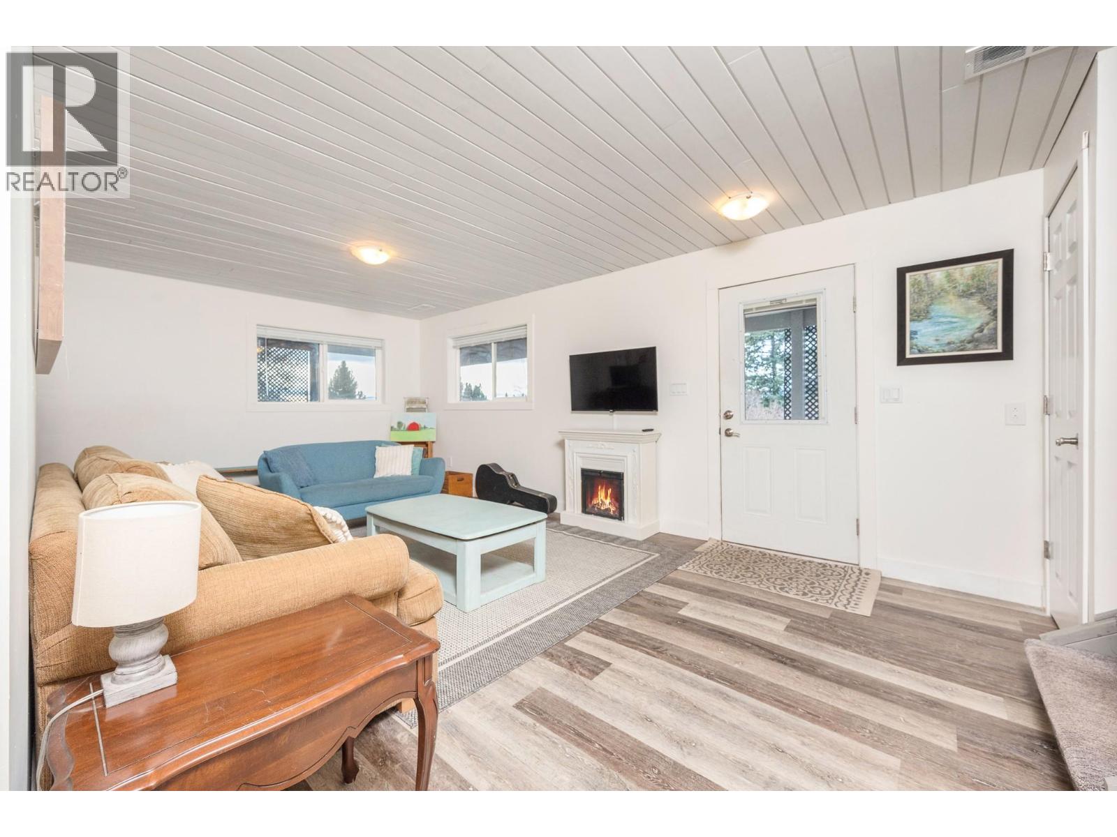 5221/5241 Hartnell Road, Vernon