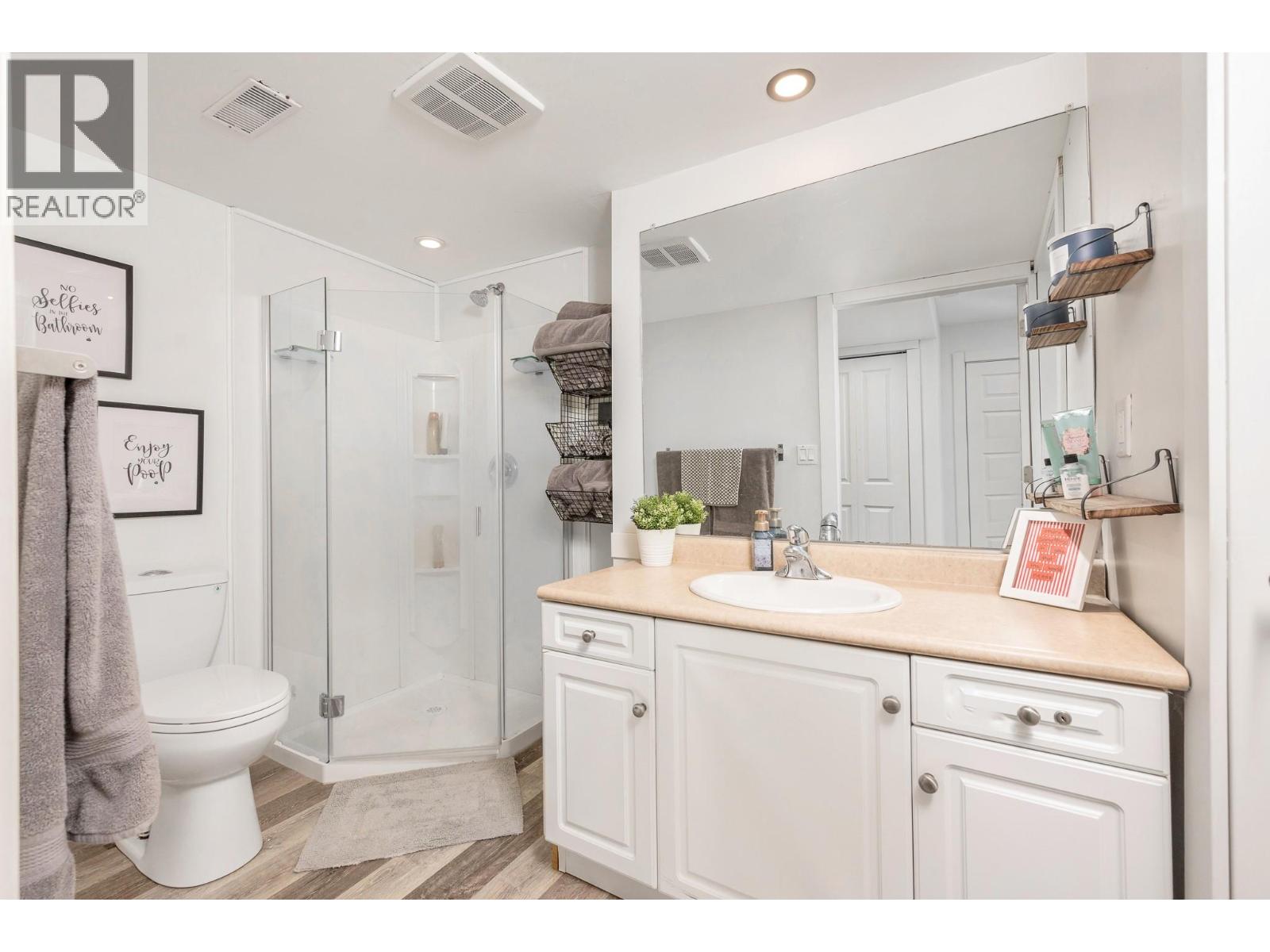 5221/5241 Hartnell Road, Vernon