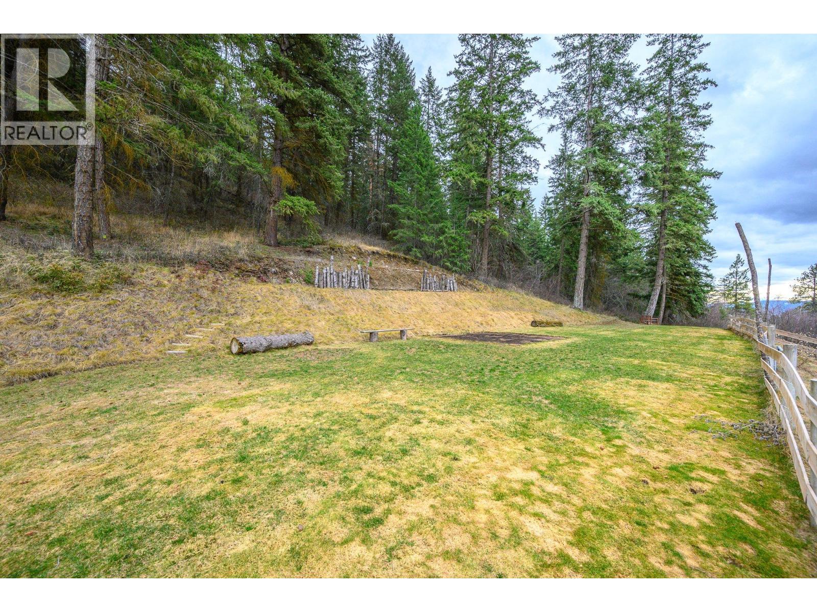 5221/5241 Hartnell Road, Vernon