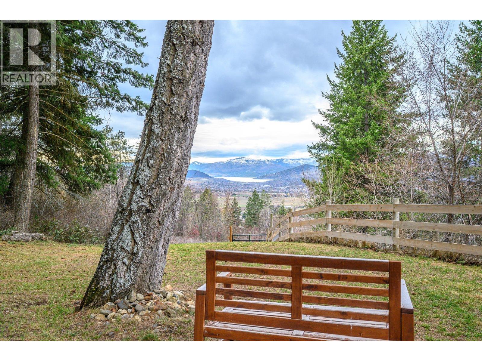 5221/5241 Hartnell Road, Vernon