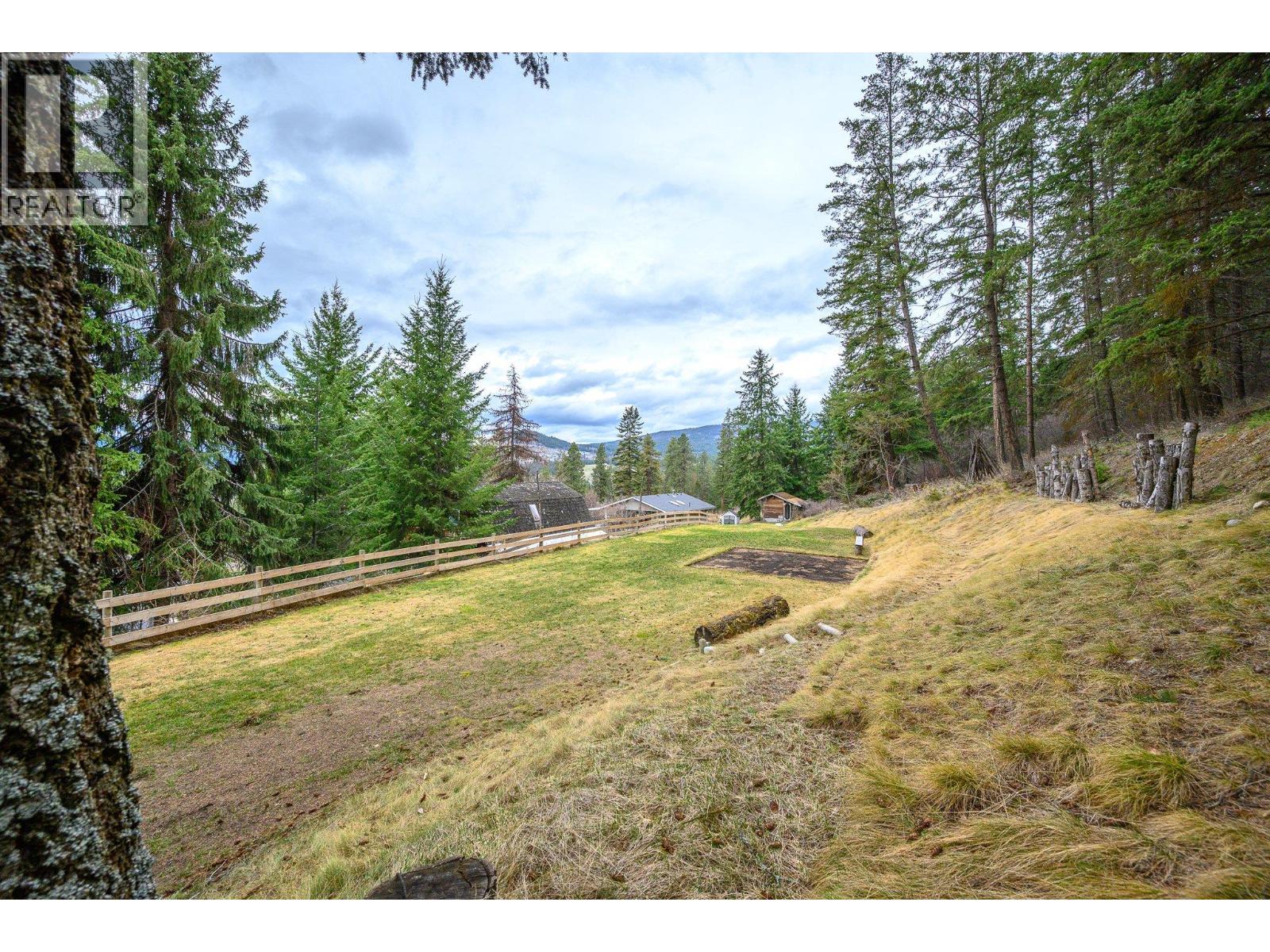 5221/5241 Hartnell Road, Vernon