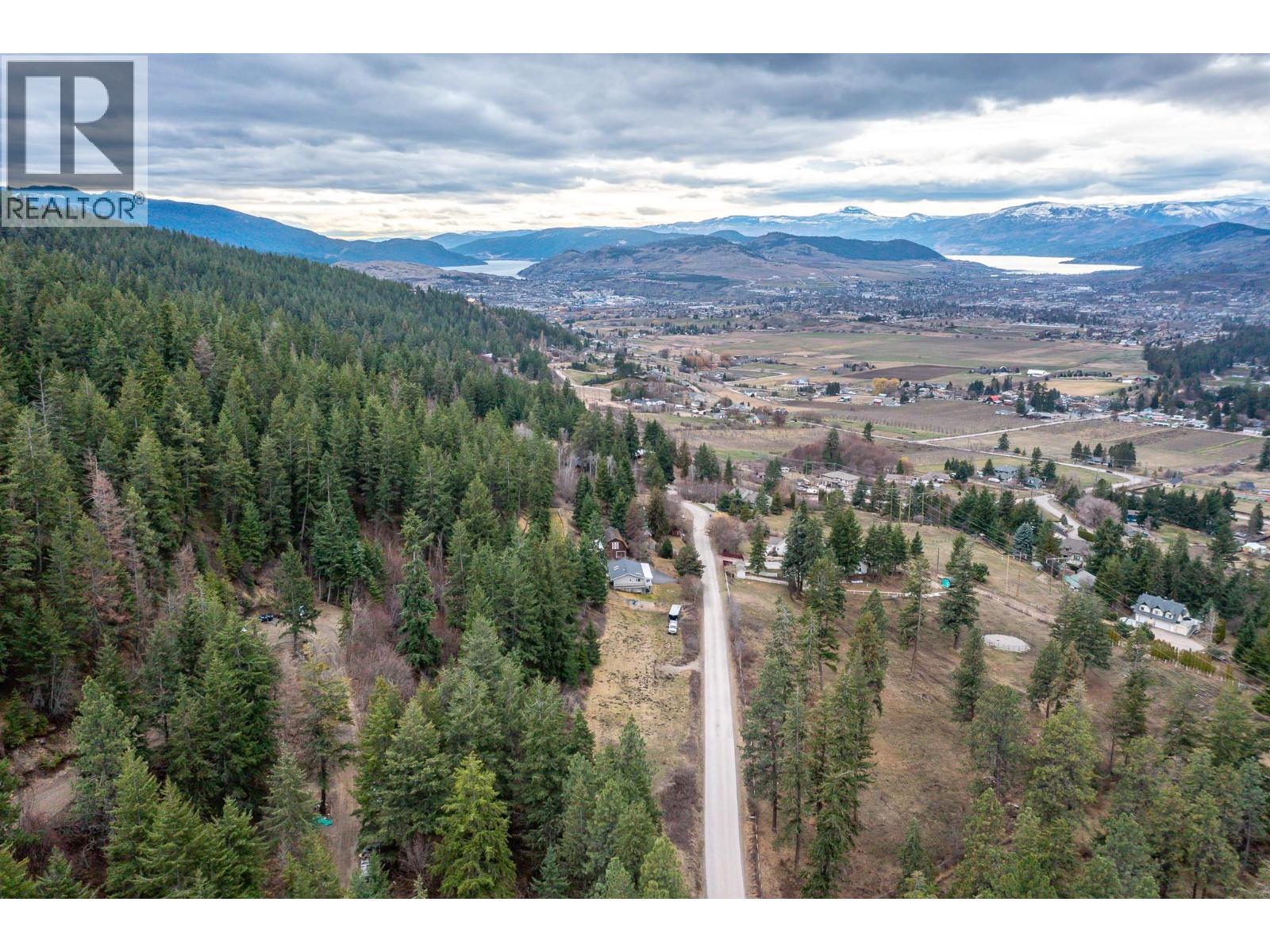 5221/5241 Hartnell Road, Vernon