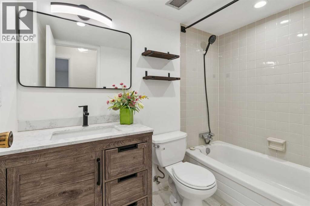 Single Family House for Sale in   A Street SW Richmond Calgary 