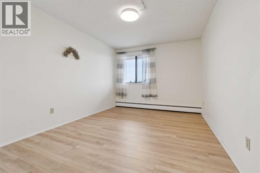 Single Family House for Sale in   A Street SW Richmond Calgary 