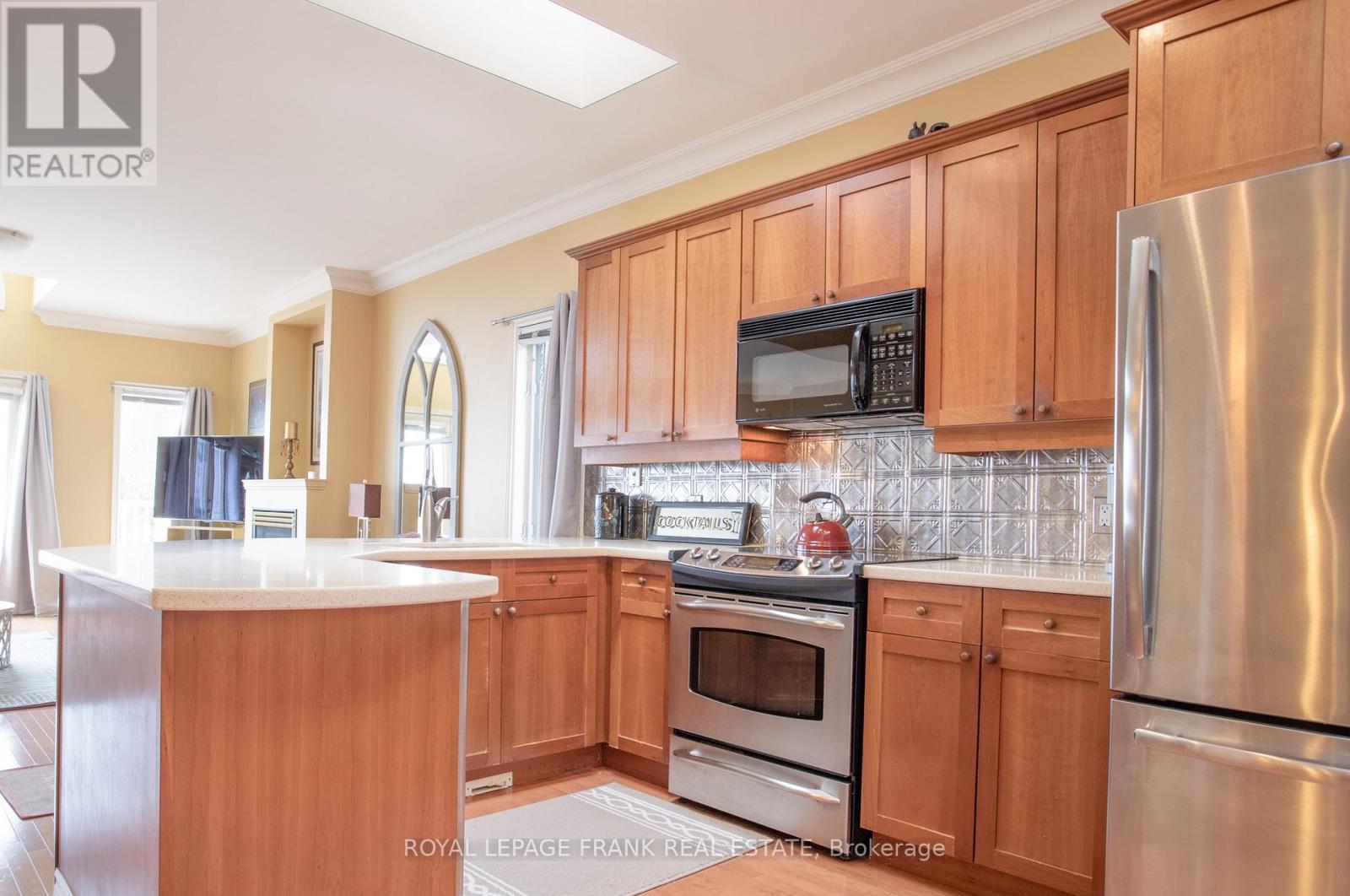 2940 LAKEVIEW BOULEVARD - 14