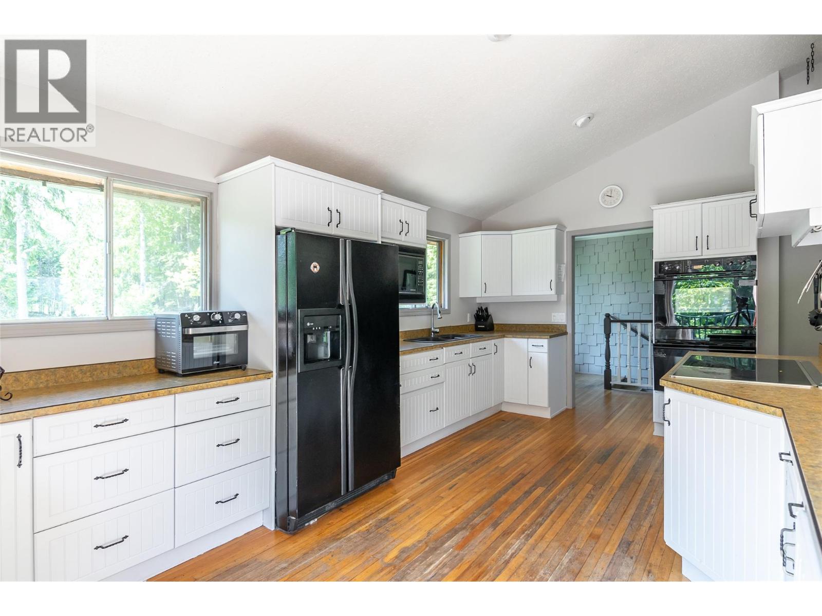 4200 Highway 23 S Highway S, Revelstoke