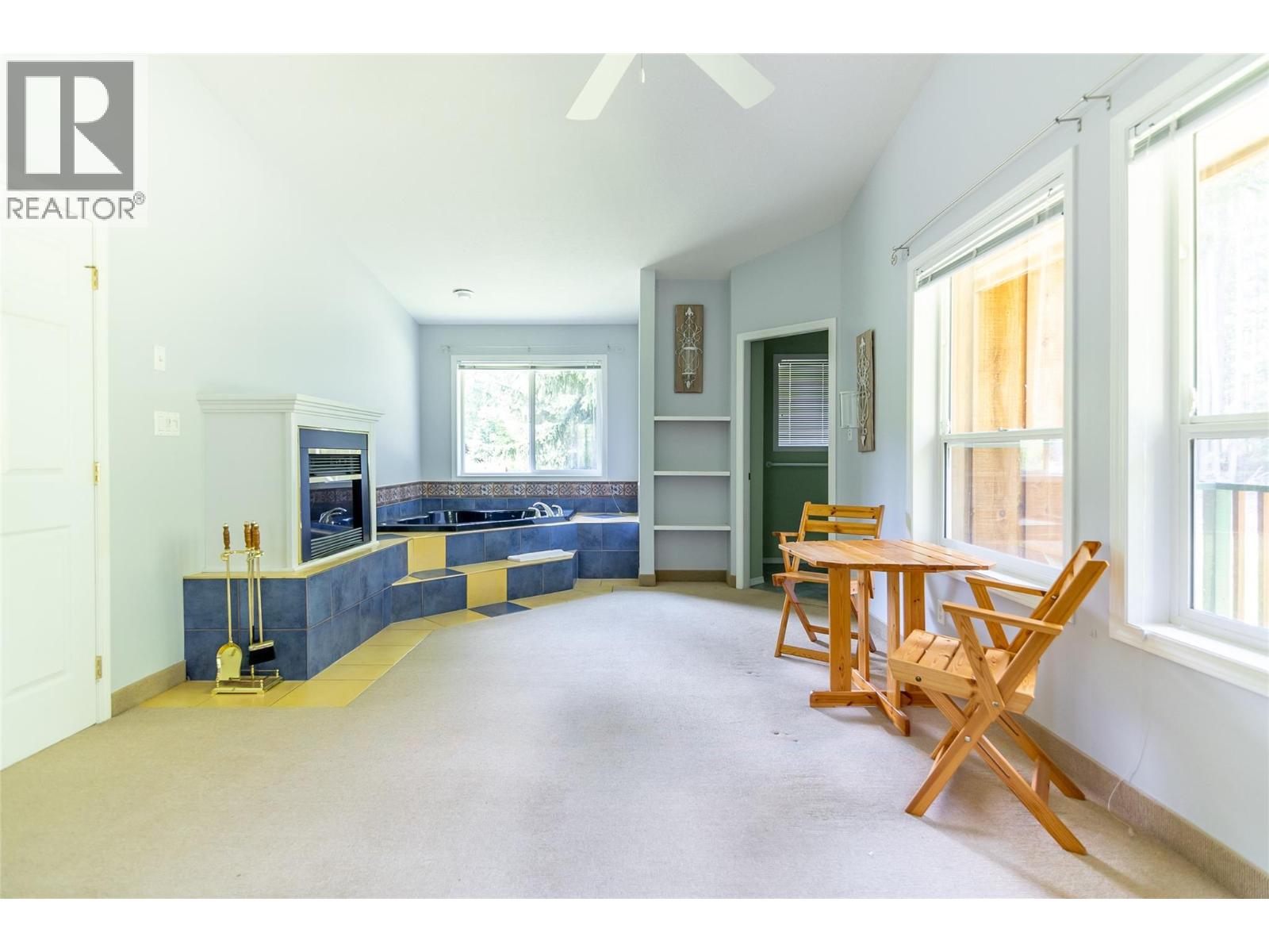 4200 Highway 23 S Highway S, Revelstoke